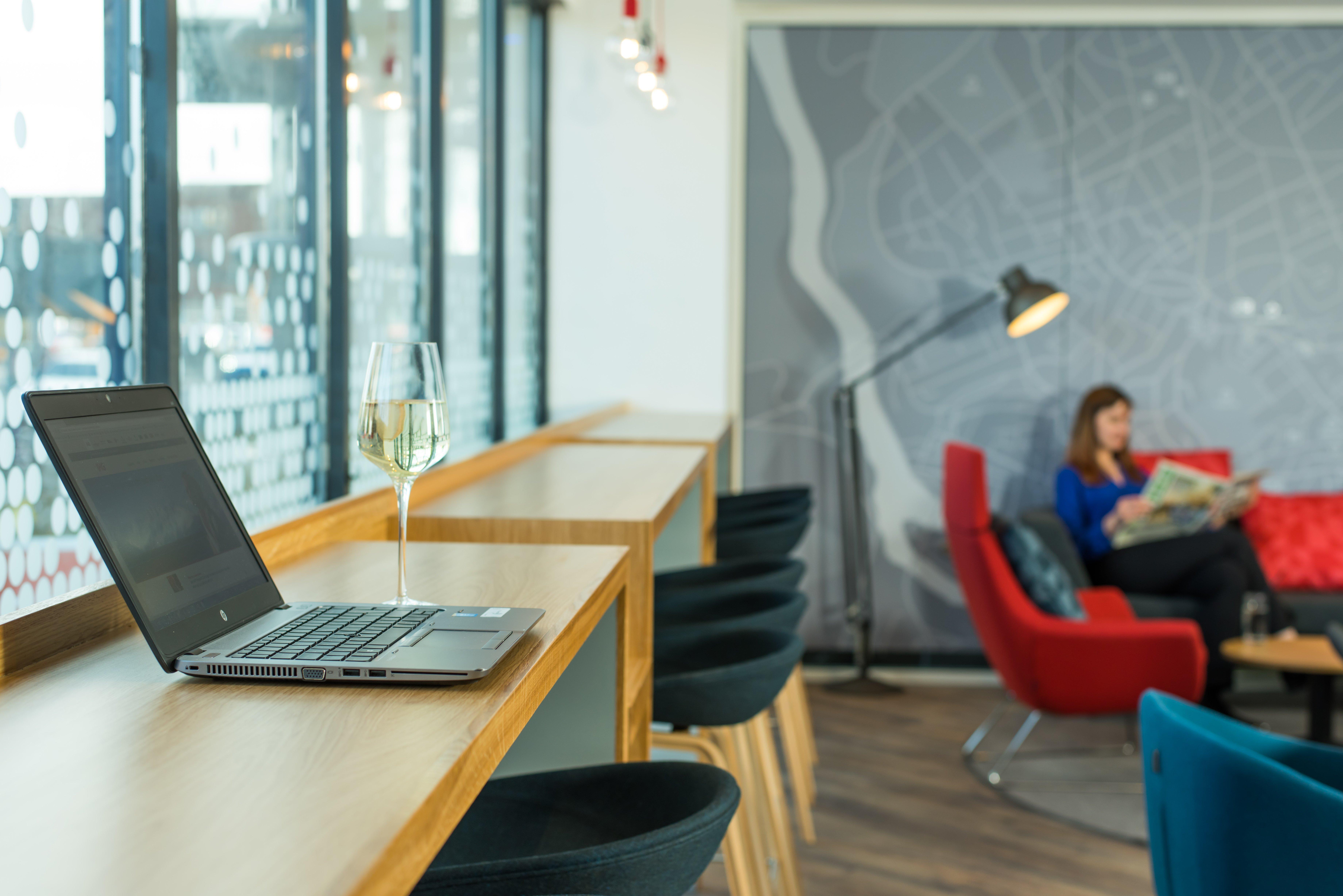 Holiday Inn Express Bristol City Centre By Ihg Екстериор снимка