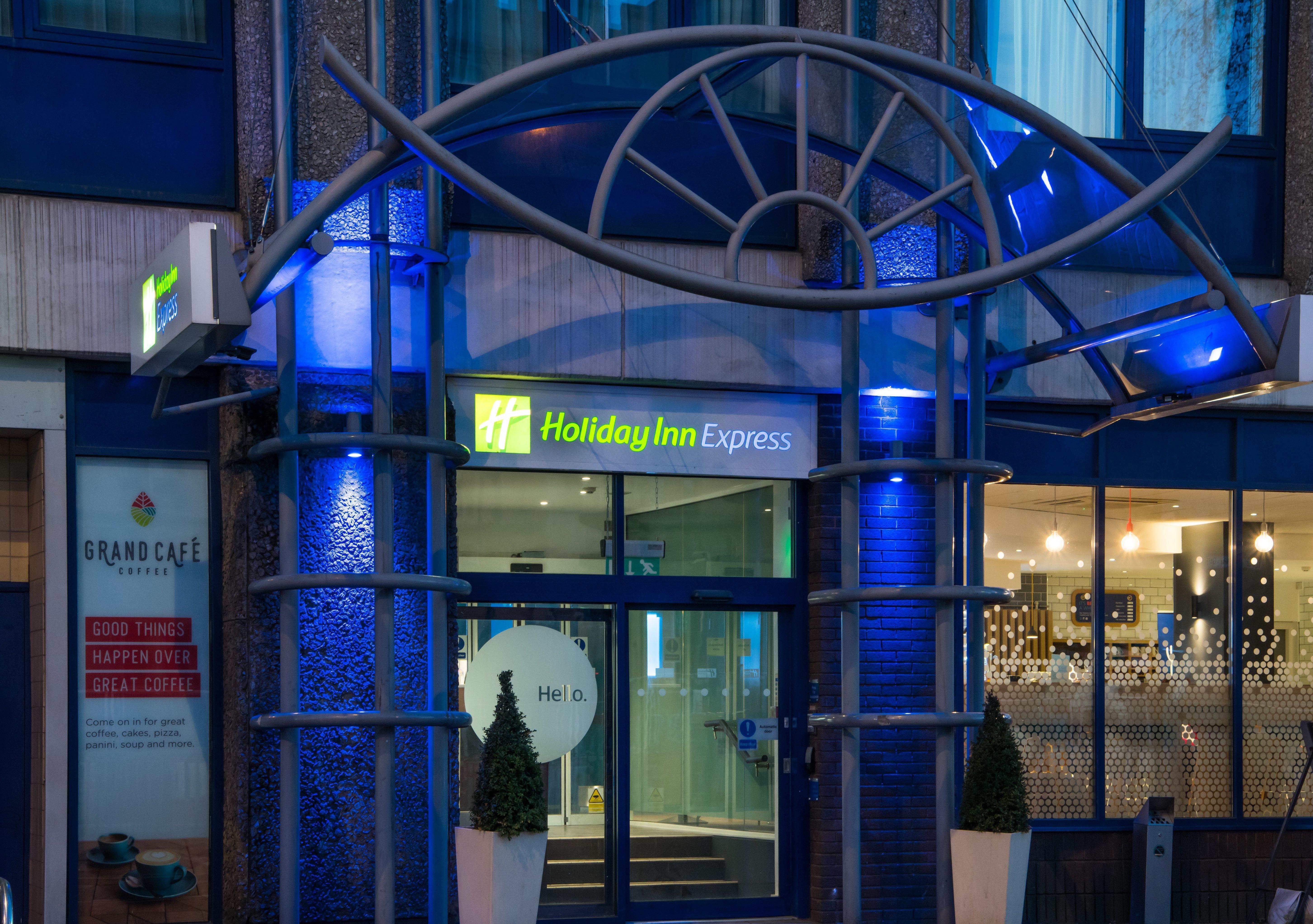 Holiday Inn Express Bristol City Centre By Ihg Екстериор снимка