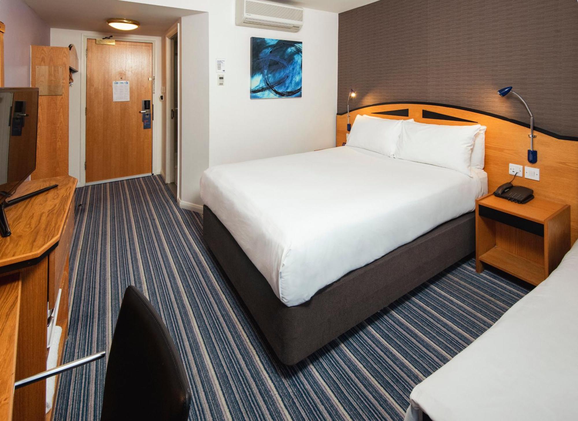 Holiday Inn Express Bristol City Centre By Ihg Стая снимка